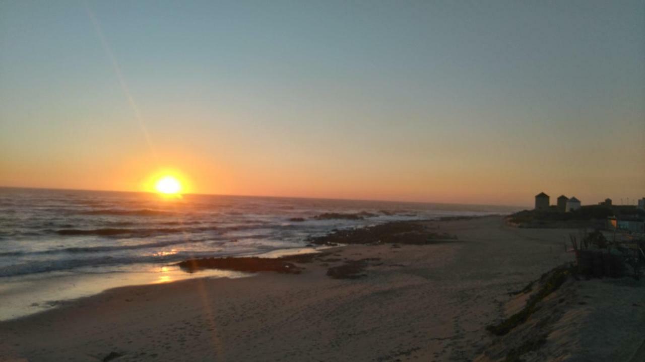 Beach Front Sunset Apartment Apúlia Eksteriør bilde